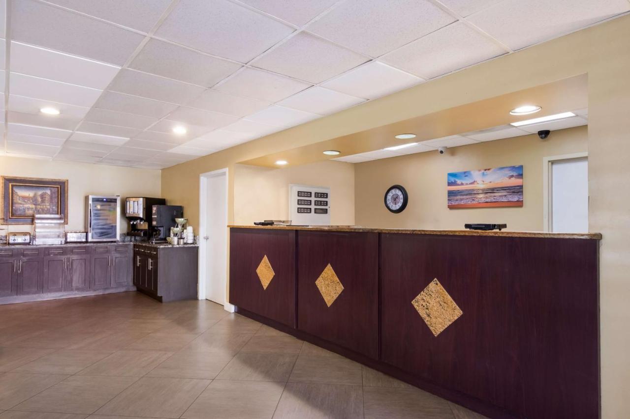 Surestay Hotel By Best Western St Pete Clearwater Airport Kültér fotó