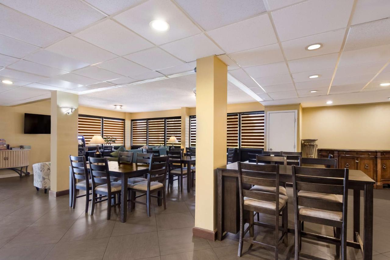 Surestay Hotel By Best Western St Pete Clearwater Airport Kültér fotó